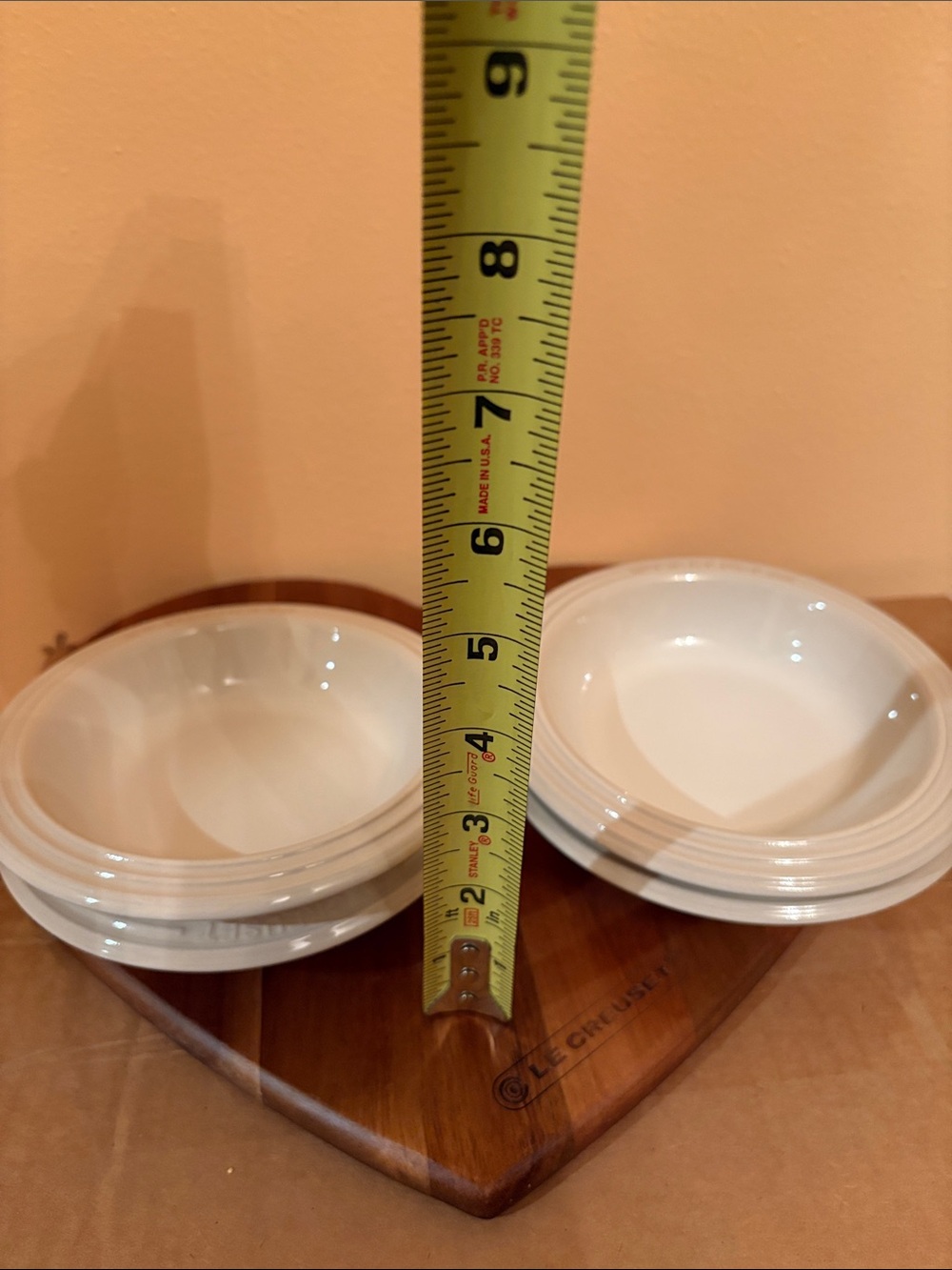 Le Creuset Cream Stoneware Bowls - Set of 4, Meringue - Picture 11 of 11